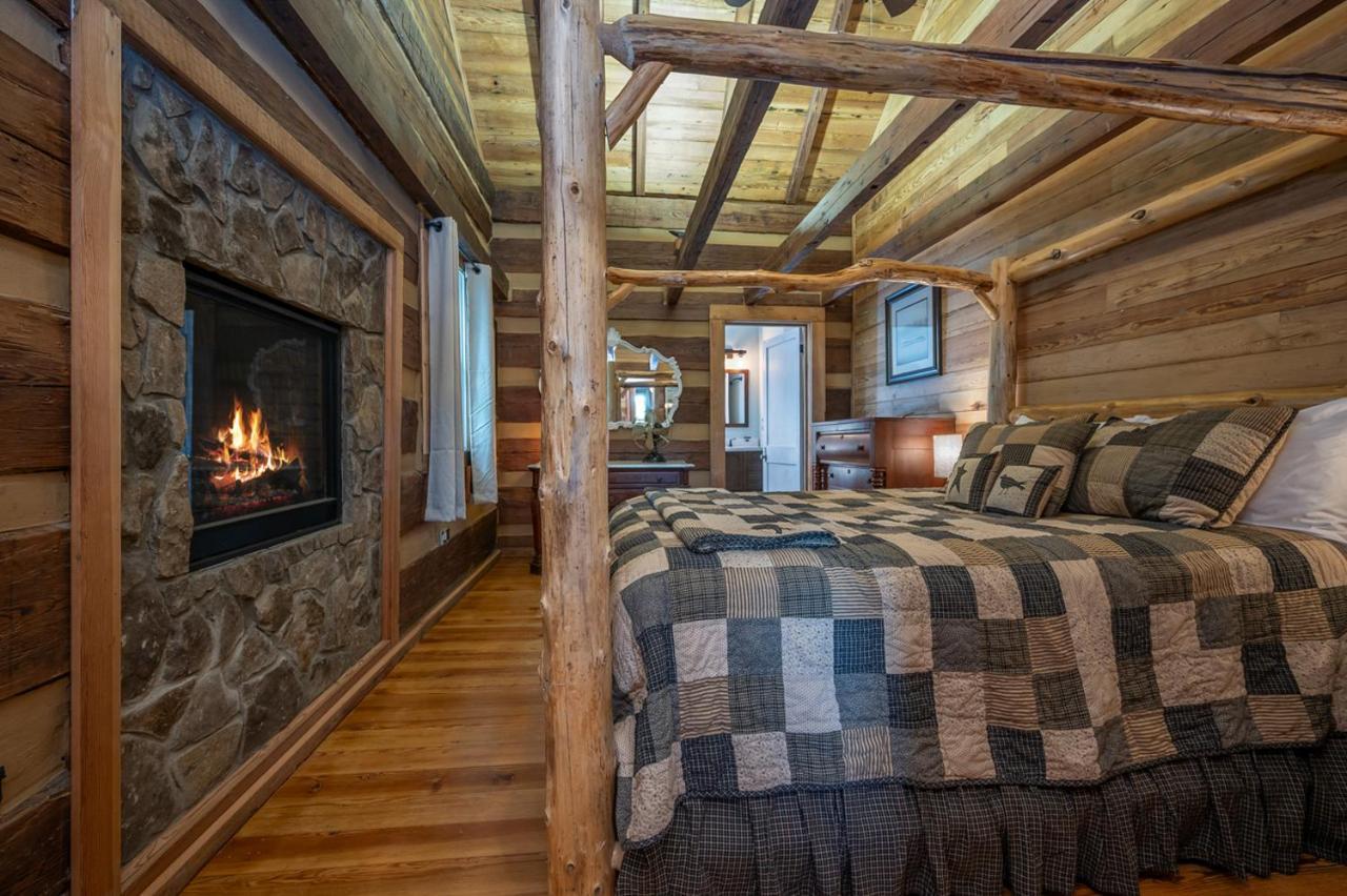 Russell'S Fort At White Oak Point: Historical Cabin On Lake Lure, Luxury, Direct Lake Access! Villa Ngoại thất bức ảnh